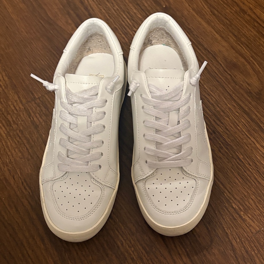Classic White Vintage Havana Sneakers